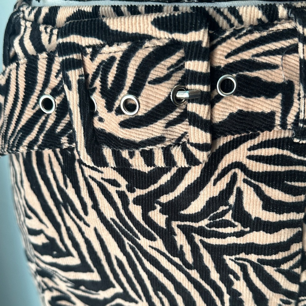 Zebra Print Pencil Skirt - Picture 5 of 10